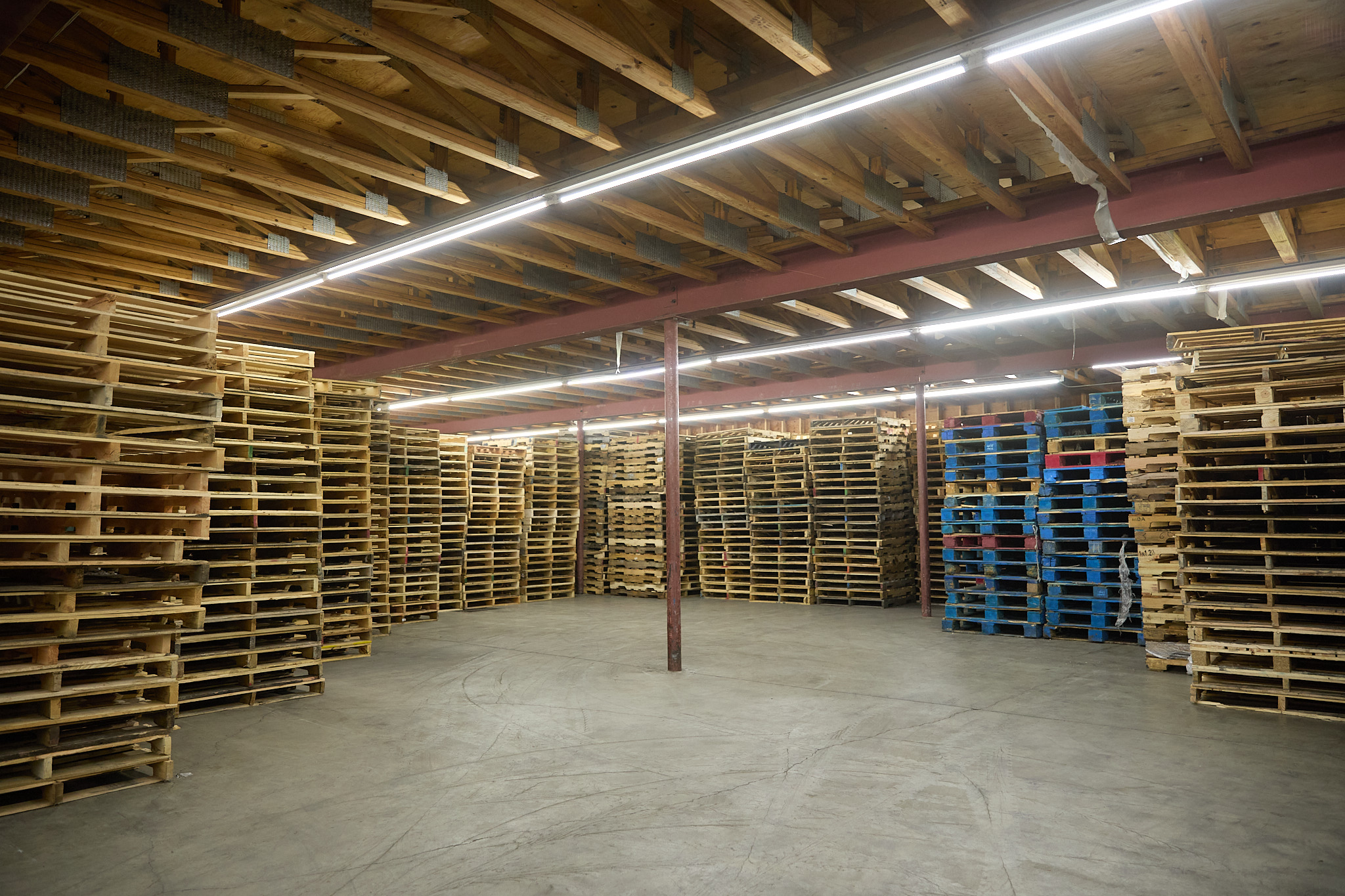 Understanding the 3 Most Common Types of Wooden Pallets