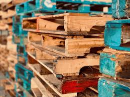 Pallet Safety: How to Handle Broken Pallets and Proper Disposal